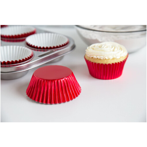 Red Foil Cupcake Liners (32 Count) - The Peppermill