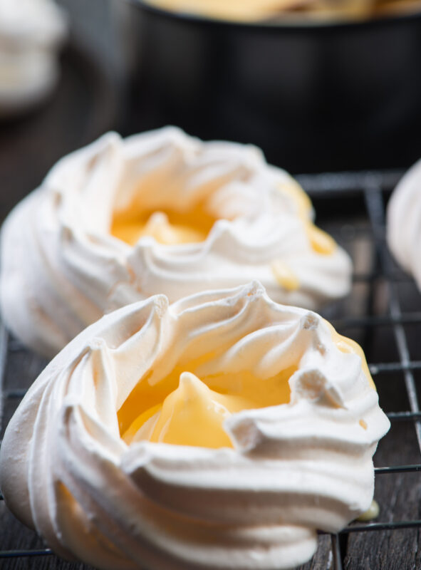 Lemon Pavlova